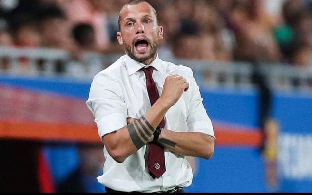 アヤックス、新指揮官にU-21チームのヘイティンガ氏を招へいか