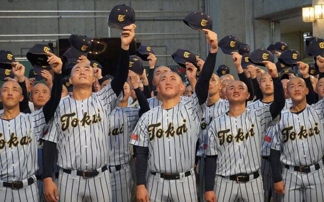 【高校野球】体罰と衝撃の監督交代…東海大菅生ナインはどう受け止めた？　全員で決行した“儀式”