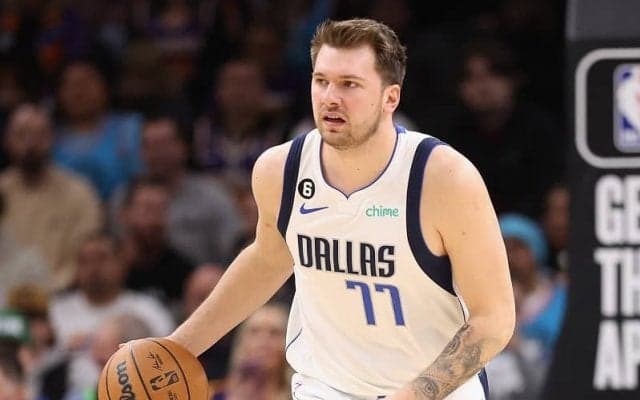 マブスのルカ・ドンチッチが左足首捻挫も、“軽度の捻挫”のため長期離脱は回避か