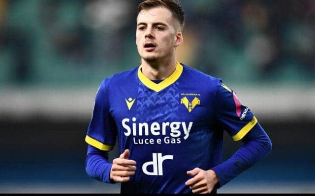 トリノがヴェローナからセルビア代表MFイリッチをレンタルで獲得