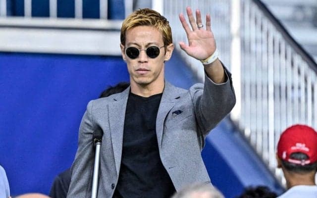 「予想外の組み合わせ」元日本代表・本田圭佑が「大物韓国アイドル」との2ショット公開！ 意外なつながりにファン驚愕