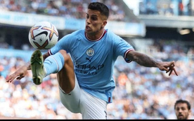 カンセロのバイエルン移籍迫る！　すでにメディカルチェックを受けに