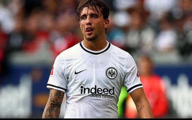 ラツィオが伊代表DFルカ・ペッレグリーニを獲得！　今季前半戦はフランクフルトでプレー