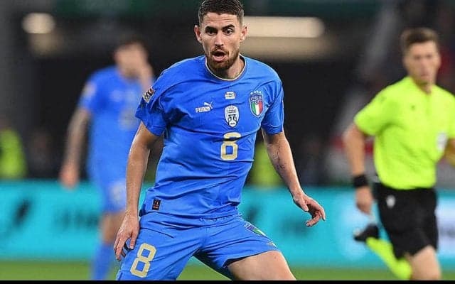 アーセナルがチェルシー司令塔ジョルジーニョを獲得！　アルテタ「知性と深いリーダーシップを備えたMF」