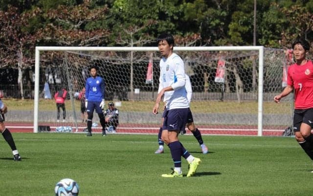 【毎日レポート! 川崎F沖縄合宿】山根視来が練習試合・名古屋戦で自身に向けた矢印。「もらった時に準備しないやつが悪い」「僕のプレーがそう見えたのならたぶん、（僕が）準備不足」