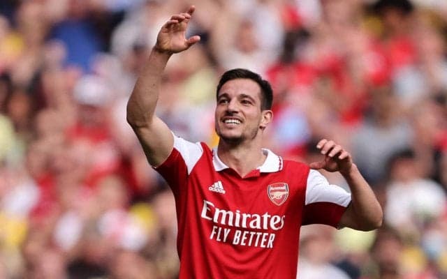 アーセナルのポルトガル代表DFセドリックがフルアムへレンタル移籍「本当に満足」