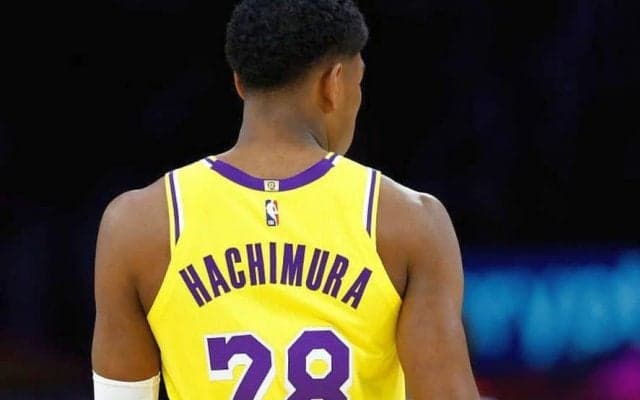 八村塁がレイカーズで選んだ『28』は、悲劇的な死を遂げたコービーと愛娘へのリスペクトだった