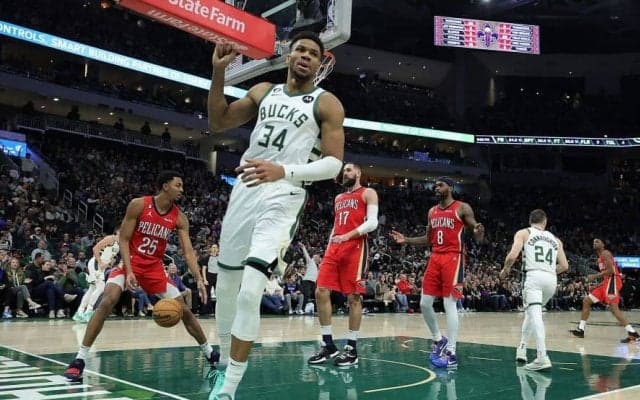 絶好調のヤニス・アデトクンボが50得点でザイオン欠場のペリカンズを粉砕「いつも以上にアグレッシブにプレーした」