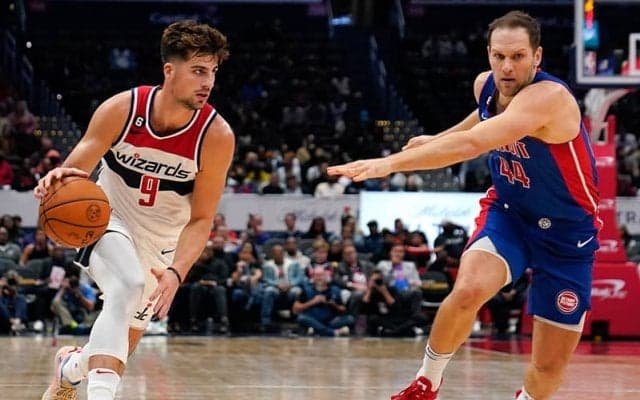 2日のウィザーズ対ピストンズがアイスストームの影響で延期に…ペリカンズも移動に影響か