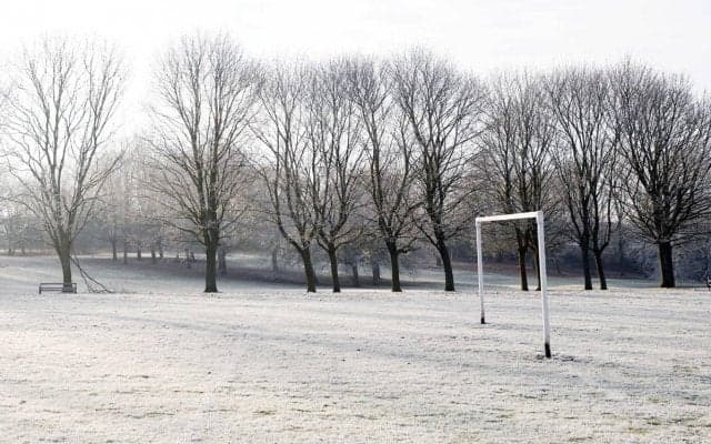 日本ではお目にかかれない！　気温マイナス6度、斬新なピッチ入場方法が大注目「ノルウェーに行きたくなった」