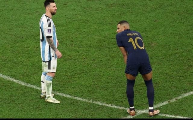 W杯後の2人は…？　メッシ「ムバッペとは何の問題もない。むしろ逆」
