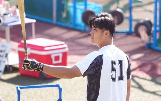 フリー打撃で貫禄の確信歩き…“山川塾”で進化した大砲の一撃が「すげえ飛んだ」
