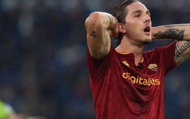 退団希望でローマに居場所失ったザニオーロ、今冬残留から一転トルコ行きも？