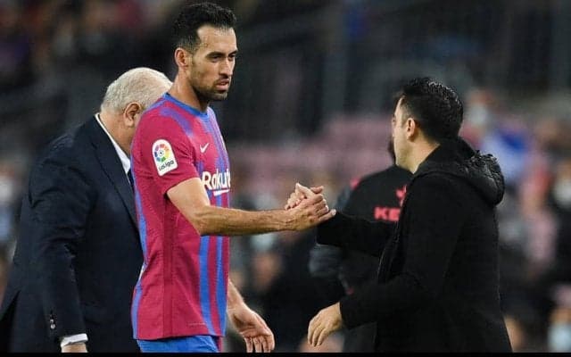 退団報じられるも…チャビ監督はブスケッツ残留を希望 「とても大切な選手」