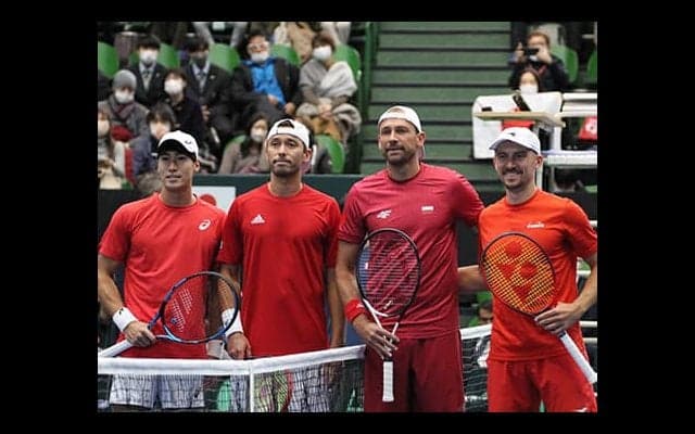 「日本チーム、勝利おめでとう」
