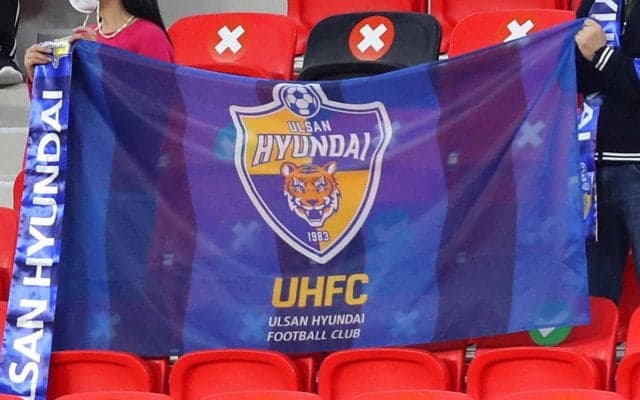 「本当にクール」「本物のトラになれる」江坂任も今季着用、蔚山現代のユニフォームが発表！伝統のストライプも鮮やかな3色に「今年の方が良い」