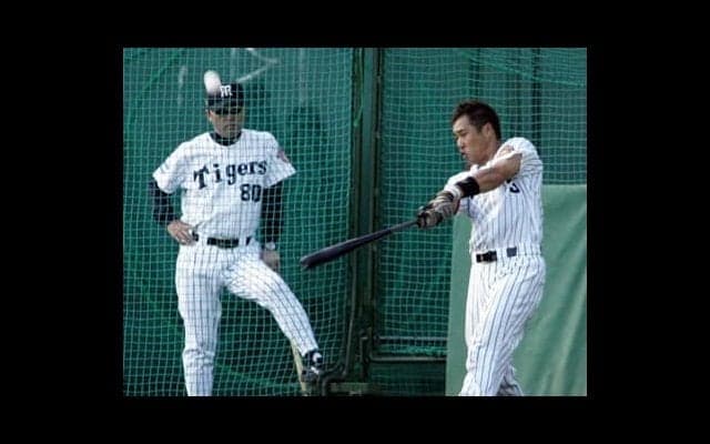 阪神・岡田彰布監督の「魔法の言葉」で関本賢太郎は長距離砲を断念。「お前、勘違いしたらあかんで」