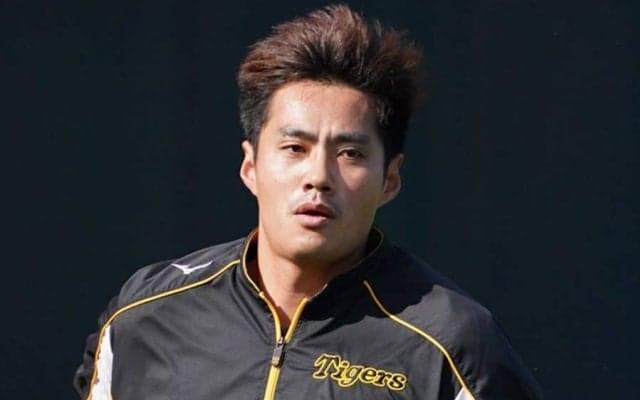 現役続行へ崖っぷち…去就未定の元助っ人、左肩手術から回復「ついにキャッチボール」