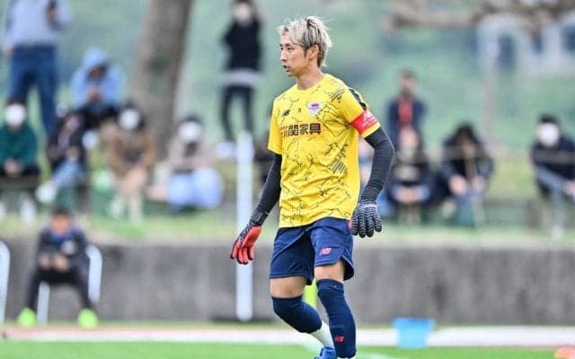 「あの状況で胸トラするのスゲェ」サガン鳥栖GKが見せた「胸トラップ→精密ボレーパス」に脚光！ 「うま、、、」とファン称賛のワンプレー