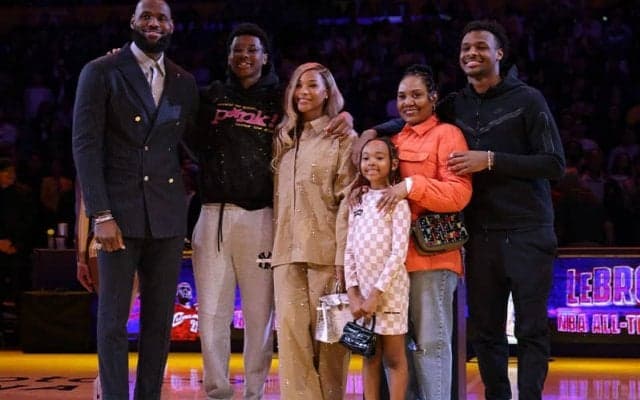 NBA歴代最多得点記録を更新したレブロンが祝賀会を開催…八村塁やベバリー、豪華セレブも参加