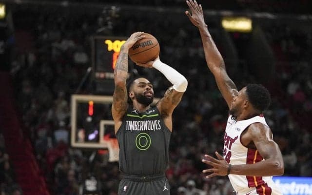 ラッセルら即戦力を加えたレイカーズ、デイビスは「緊迫感をもってやっていかないと」