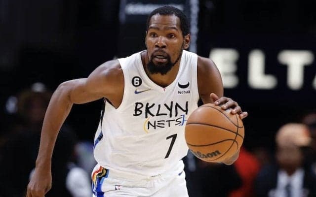 KD獲得のサンズにOBのバークリーが不安要素を提示「ファイナル進出にはベンチが重要」