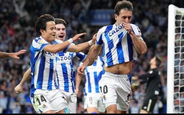 ソシエダ、10番オヤルサバルとこれからも共に！　2028年まで契約延長