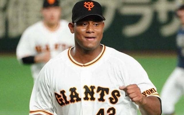 「エグッ。めっちゃ良いやん」　打者のけぞって驚き…新助っ人の直球が「完璧すぎ」