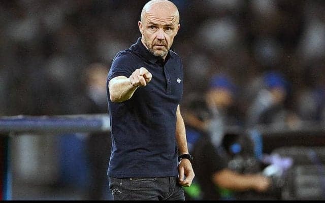 リーズ新指揮官は今季アヤックス途中解任のスロイデル氏に？　ユナイテッド戦をスタンド観戦