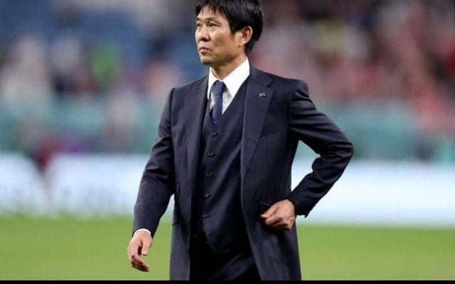 森保監督がストラスブール移籍のパリ五輪世代のアタッカーを視察！川島永嗣との3ショットが反響「A代表入りさせるしか」