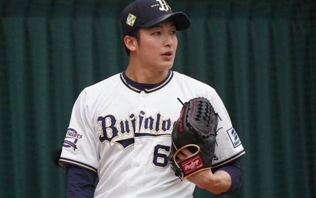 イケメンの“胸筋”に「見惚れてしまう」　止まらぬ肉体改造「ウエートいっぱいした」