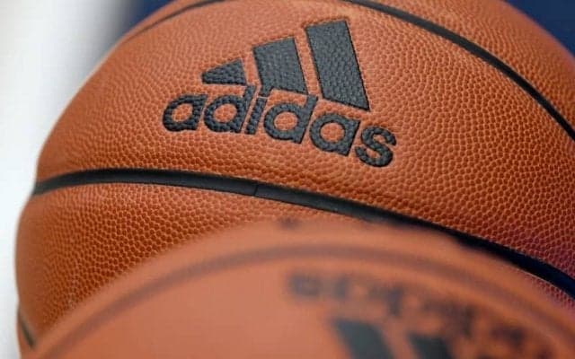 アディダスが窮地に…YEEZYとの契約解消により最大で約1000億円の営業赤字が発生か