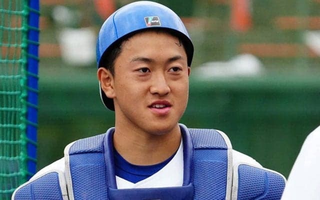 中日の救世主…18歳捕手が「雰囲気ある」　“強烈”内角撃ちに「まだ高校生ですよね…」