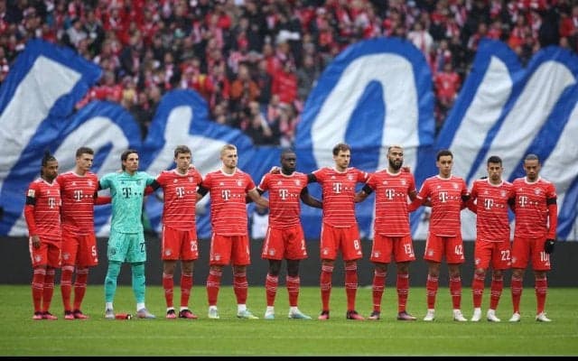 バイエルンがPSG戦に向けた招集メンバー22名発表！ 腓骨負傷マネは間に合わず《CL》