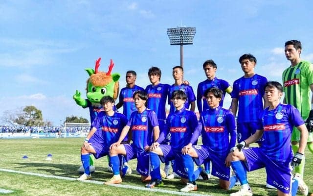 「奥様もユニ似合ってる」「可愛らしい奥様」J２水戸MFが入籍発表で、「元AKB48女子アナとのユニフォーム2ショット」公開！「ニイザの日&17時に」「さすがファンタジスタ」と祝福と称賛の声が広がる