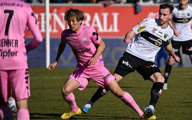 「3月の代表戦で呼ぶべき」リバプールも関心の22歳日本人FWがオーストリアでの「今季公式戦12ゴール目映像」をクラブが公開！ ゴール前で冷静な切り返しから豪快な決勝ゴール