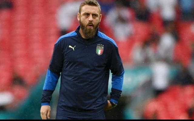 デ・ロッシ監督がSPALの指揮官解任…監督初挑戦はわずか4カ月で終了