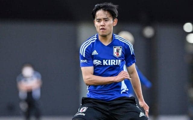 「どこまで器用なの…」久保建英が左足ボレー弾翌日に「バスケ動画」公開！ ユニフォーム早着替え＆華麗なドリブルを披露し、「なんでも似合っちゃうなあ」とファンを驚かせる