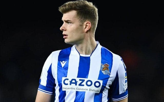 久保の同僚、人気急上昇中セルロートがファンと等価交換？ユニフォームプレゼントに意外な返礼が「公正取引」「まさにフェアトレード」