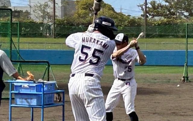 「厳しい中にも笑顔がある」ＯＢの岩村明憲氏が語るヤクルトの伝統とは