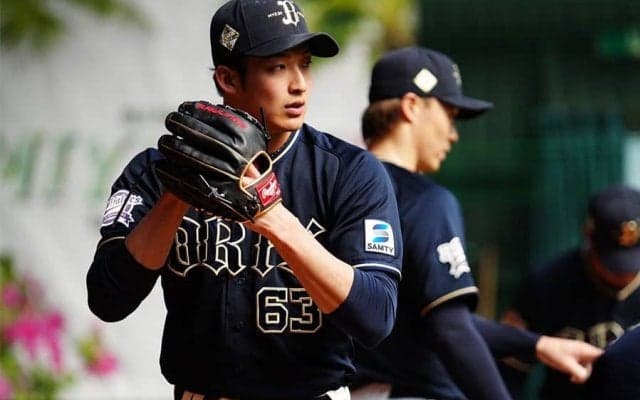 「モデルみたい」イケメン右腕は何頭身？　剛球支える巨体の「たくましさ上がった」