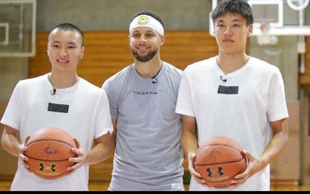 ネブラスカ大学の富永啓生がステフィン・カリーとSNS上で交流「Love it, Keisei!」