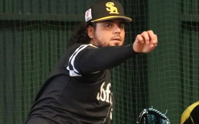 オスナ、「鷹」のタトゥーに込められた意味は？　来年は「ラーメンを入れます」