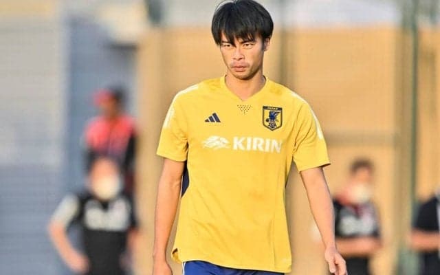 「ミトマは毎週選出されてるな」プレミア公式がまたも三笘薫をピック！ 「うますぎだろ」と話題の「ヒールトラップ」再脚光