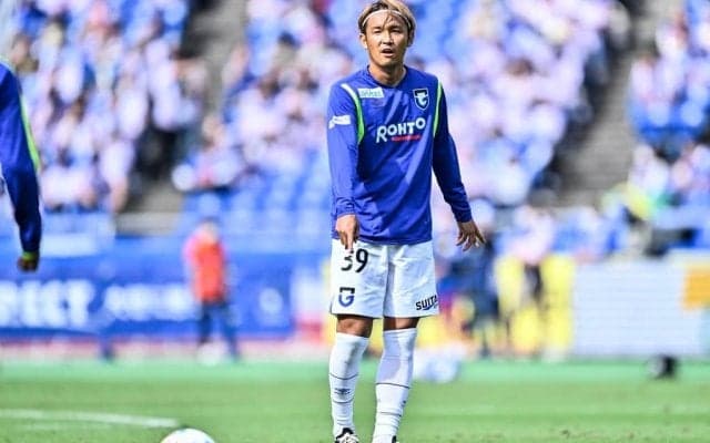 「貴史、頼みます!」「写真かっこよすぎて無理」G大阪の新キャプテン宇佐美貴史「7番」継承の雄弁な背中