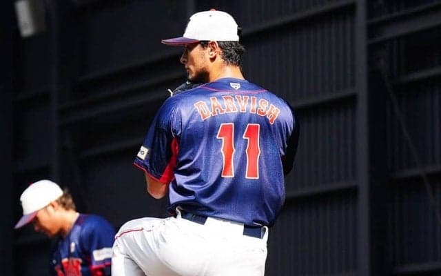 ダルビッシュのブルペンに若手が“大集合”　お手本35球に息のむ…8人整列して熱視線