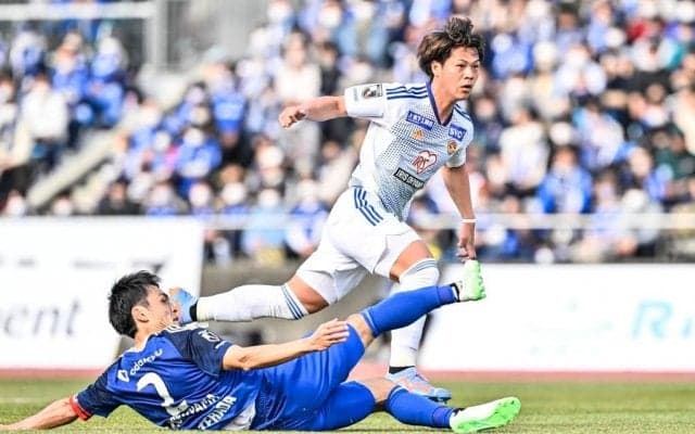 「※アウェイです」「まるでホーム」J2開幕戦で仙台サポーターが敵スタジアムを「完全ジャック」！ Jリーグ公式が英語で世界に発信した「衝撃の光景」