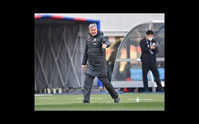 浦和レッズの開幕戦で注目された采配や戦術。スコルジャ新監督の特別な「色」は見られたのか