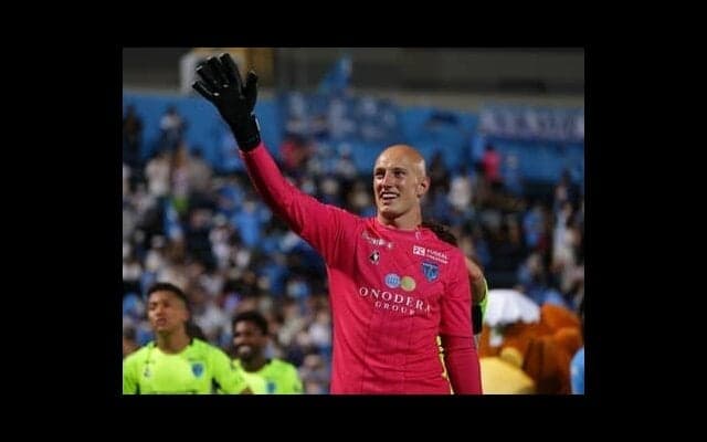 「地球を半周する冒険は僕の人生で最良の決断だった」横浜FCのGKブローダーセンが日本での生活で感じたこと