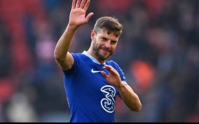 顔面負傷で命も危ぶまれたアスピリクエタ、SNSで無事を報告「すぐにピッチで会おう」